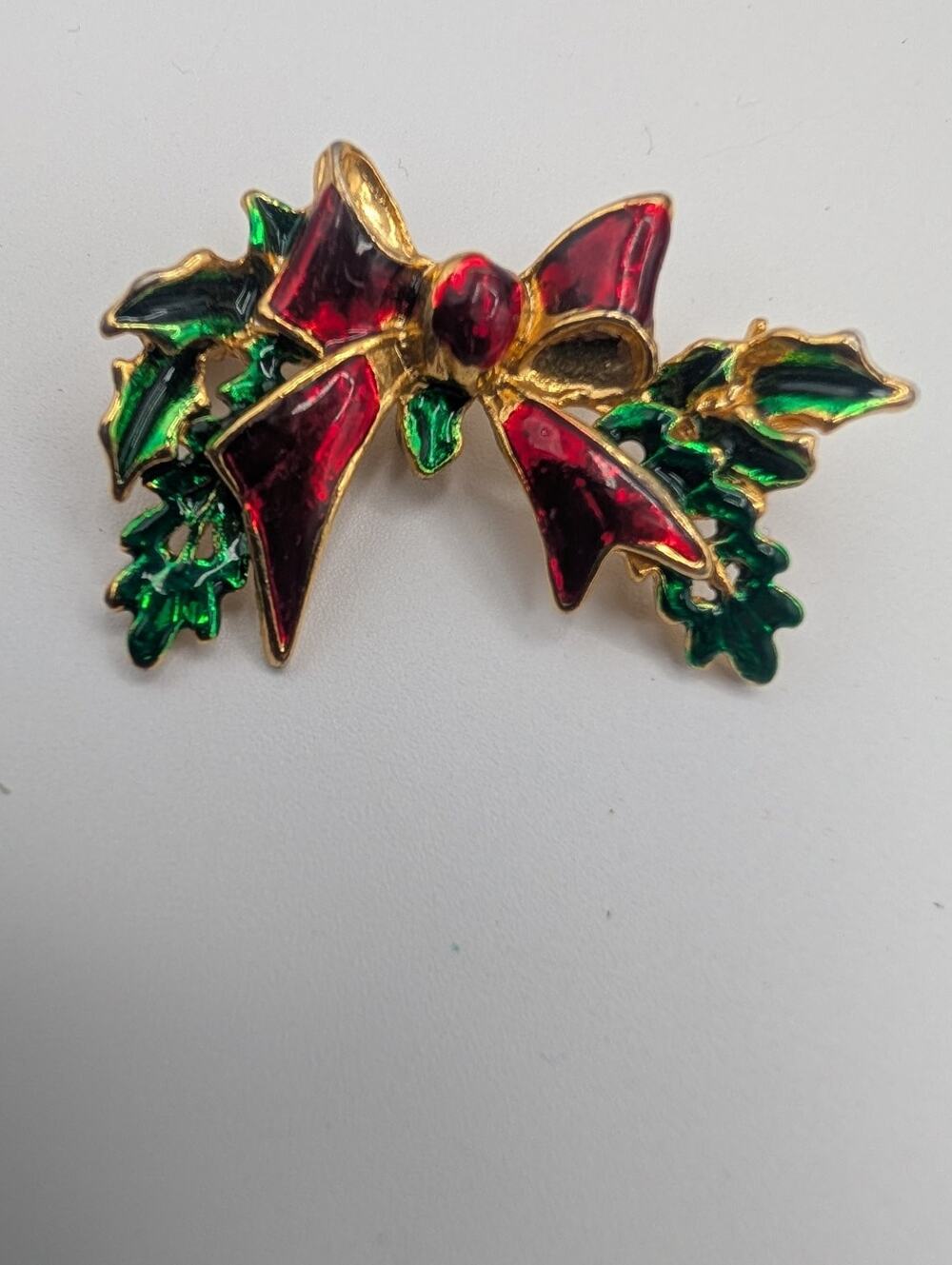 VTG Christmas Holiday Bow & Holly Enamel Gold Tone Brooch Pin Pendant Festive
